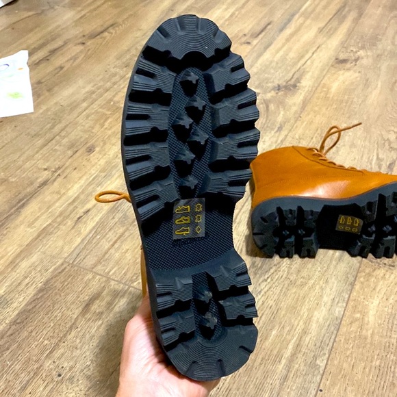 Madewell Citywalk Lugsole Boot - English Saddle - Picture 15 of 15